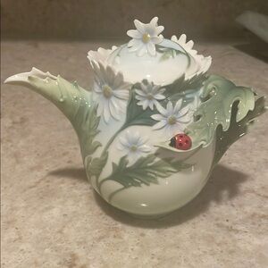 Franz Ladybug Teapot